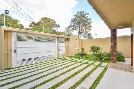 42_photo/94dcfaa2bf.e9a0370e41ffee45-ATLAS-01f38b4a-66ab-4bdc-a442-26e9e239cc03.jpg de casa à venda com 4 quartos, 286m² em Uberaba, Curitiba