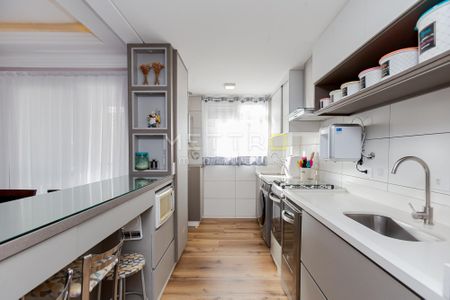 5_photo/94dcfaa2dd.49be9aa3e08a5e33-ATLAS-4815d3b9-c35b-4436-8f97-12ca78def2e4.jpg de apartamento à venda com 3 quartos, 66m² em Uberaba, Curitiba