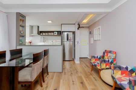 4_photo/94dcfaa2dd.49be9aa3e08a5e33-ATLAS-67493e64-9a1f-4297-8dfd-ec4700752fd3.jpg de apartamento à venda com 3 quartos, 66m² em Uberaba, Curitiba