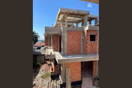 6_photo/94dcfaa315.df2406aa61ba3211-ATLAS-17effdfe-a19c-41df-af81-bd5d7b1cb315.jpg de casa à venda com 3 quartos, 119m² em Uberaba, Curitiba