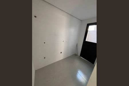 8_photo/94dcfaa315.f064507eeeac0d86-ATLAS-2ebee227-adaa-4ff5-9d34-359e0cf4513f.jpg de casa à venda com 3 quartos, 120m² em Uberaba, Curitiba