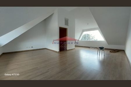 26_photo/94dcfaa36b.7a69ff73eb43ff8d-ATLAS-b0fc85e7-027d-409f-b1bc-255d4417e1a1.jpg de casa à venda com 3 quartos, 151m² em Uberaba, Curitiba