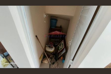 9_photo/94dcfaa36b.7a69ff73eb43ff8d-ATLAS-bbd0a5a8-7931-4129-bed8-96d05b1e1cbd.jpg de casa à venda com 3 quartos, 151m² em Uberaba, Curitiba