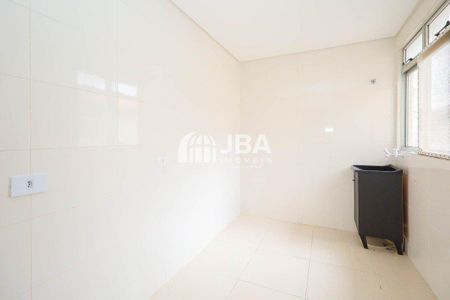 8_photo/94dcfaa3ef.6bc6d6e3d41508d6-ATLAS-6820ec91-8ec6-4e57-b5aa-ab756e343626.jpg de apartamento à venda com 3 quartos, 53m² em Uberaba, Curitiba