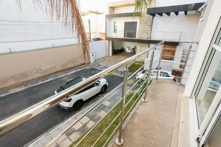 6_photo/94dcfaa575.74a96c0b2c4b8c29-ATLAS-66c55761-6ae4-4e18-9c6b-5ea9cfbbc42c.jpg de casa à venda com 3 quartos, 184m² em Uberaba, Curitiba