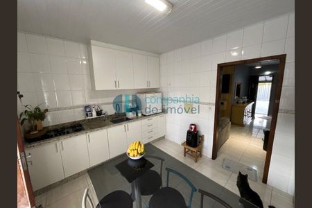 11_photo/94dcfaa7df.10a878ccc681cf29-ATLAS-08c4f6f7-7fa0-4fb5-bd4a-dfc2fa592ae5.jpg de casa à venda com 3 quartos, 100m² em Cajuru, Curitiba