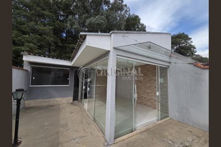 12_photo/94dcfaa8d9.a75ec044ad7f6a4d-ATLAS-49bd8cef-f0cb-45d5-9b7c-28cd6102eee3.jpg de casa para alugar com 3 quartos, m² em Cajuru, Curitiba