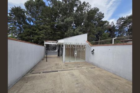 12_photo/94dcfaa8d9.a75ec044ad7f6a4d-ATLAS-faf346a0-2d8f-48c2-adff-d442e0c3d9d7.jpg de casa para alugar com 3 quartos, m² em Cajuru, Curitiba