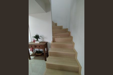 11_photo/94dcfaa8ed.82506d9600853a32-ATLAS-e36a1771-906f-47e5-8cf5-19735fc693df.jpg de casa à venda com 3 quartos, 95m² em Cajuru, Curitiba