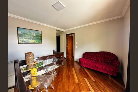 5_photo/94dcfaa963.64be89600eea995d-ATLAS-20faf4cf-b54c-482e-82b5-b86f40f75b71.jpg de casa à venda com 4 quartos, 340m² em Cajuru, Curitiba