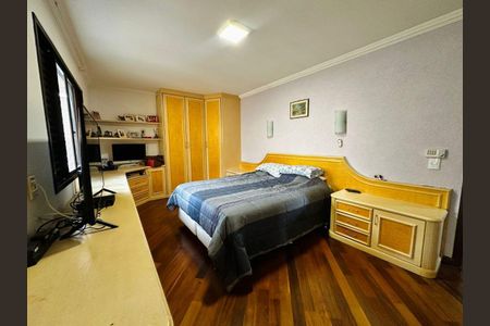 10_photo/94dcfaa963.64be89600eea995d-ATLAS-3e58e561-7635-4ab8-b355-a7c4344f3aeb.jpg de casa à venda com 4 quartos, 340m² em Cajuru, Curitiba