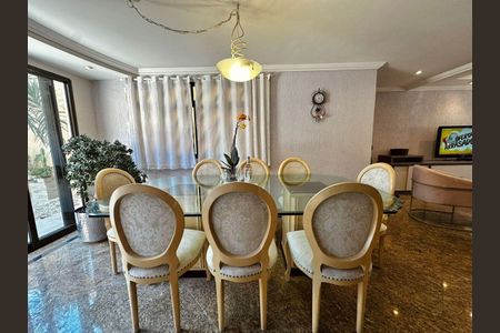 19_photo/94dcfaa963.64be89600eea995d-ATLAS-ce8830c2-8f4c-4b69-83f0-68fc3baabc4b.jpg de casa à venda com 4 quartos, 340m² em Cajuru, Curitiba