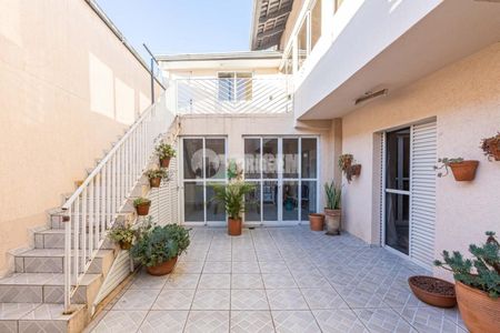 3_photo/94dcfaaaf1.d7ff1048839b4df4-ATLAS-f7a6be6f-b2d5-442f-8bdf-7ea4c788acd9.jpg de casa à venda com 4 quartos, 386m² em Cajuru, Curitiba