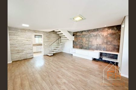 10_photo/94dcfaac15.0bf895571deddd4a-ATLAS-91933c36-9606-4f8c-baf8-e6fe9c379a9b.jpg de casa à venda com 3 quartos, 130m² em Cajuru, Curitiba