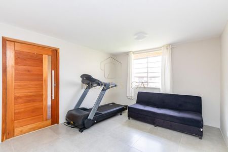 11_photo/94dcfaac5f.c1dc00249eefaead-ATLAS-5fec30ed-c750-4ae9-8acf-c09099703ba5.jpg de casa à venda com 3 quartos, 135m² em Cajuru, Curitiba