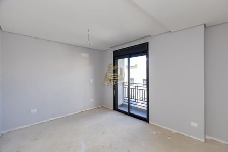 1_photo/94dcfaae15.edf2212802869f81-ATLAS-08fd7d3c-1cd5-4ece-8824-4b34b5e6495b.jpg de casa à venda com 4 quartos, 147m² em Uberaba, Curitiba