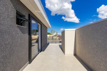 9_photo/94dcfaae15.edf2212802869f81-ATLAS-3a38007f-54bf-4b7f-b17d-e47aaf1a0ccf.jpg de casa à venda com 4 quartos, 147m² em Uberaba, Curitiba