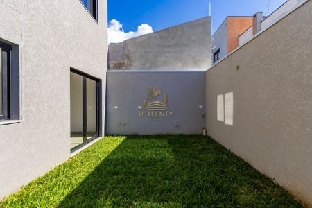 14_photo/94dcfaae15.edf2212802869f81-ATLAS-b7ee1c40-d925-4675-b72b-ed972a4a68b2.jpg de casa à venda com 4 quartos, 147m² em Uberaba, Curitiba