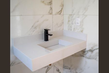 15_photo/94dcfaae3f.08f922be3a726ba4-ATLAS-a03b5b48-17be-4767-9d77-8460eee46ab3.jpg de casa à venda com 3 quartos, 138m² em Uberaba, Curitiba