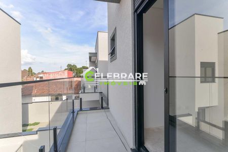 3_photo/94dcfaae43.1c5ee5b12bdcf8f7-ATLAS-e9a76d70-aaa1-4c20-8e42-90e1d8f7055b.jpg de casa à venda com 3 quartos, 95m² em Uberaba, Curitiba