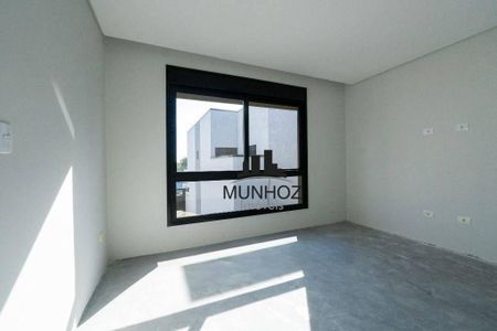 7_photo/94dcfaae43.49e5f4e107e90c19-ATLAS-3f67f01b-c56f-4ed9-8278-a9e032e74af2.jpg de casa à venda com 2 quartos, 116m² em Uberaba, Curitiba