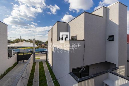 2_photo/94dcfaae43.49e5f4e107e90c19-ATLAS-44bb4938-56b5-44b7-bfe9-b5fe7c4265fb.jpg de casa à venda com 3 quartos, 116m² em Uberaba, Curitiba