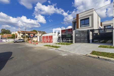 6_photo/94dcfaae43.49e5f4e107e90c19-ATLAS-733875ac-ec81-472a-ae55-2a2ec9fb4e2b.jpg de casa à venda com 3 quartos, 116m² em Uberaba, Curitiba