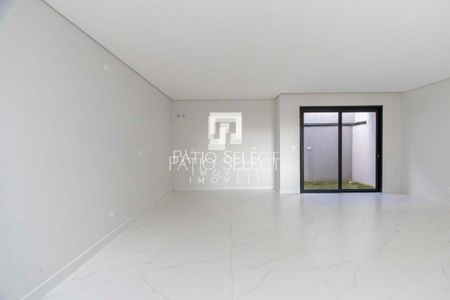 12_photo/94dcfaae43.49e5f4e107e90c19-ATLAS-78b70c9b-90e0-465b-a4bf-67ff5856b6c0.jpg de casa à venda com 3 quartos, 116m² em Uberaba, Curitiba