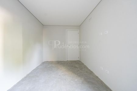 25_photo/94dcfaae43.49e5f4e107e90c19-ATLAS-905bcc4e-4f01-45e8-9e21-721cb7a2e91d.jpg de casa à venda com 3 quartos, 116m² em Uberaba, Curitiba