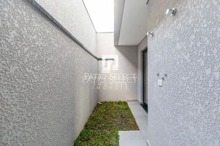 5_photo/94dcfaae43.49e5f4e107e90c19-ATLAS-ac2cb9a8-18bb-44f1-9925-6854ce7bfa60.jpg de casa à venda com 3 quartos, 116m² em Uberaba, Curitiba