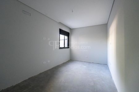 23_photo/94dcfaae43.49e5f4e107e90c19-ATLAS-d0bec89e-2432-4257-a323-8de2a31a775c.jpg de casa à venda com 3 quartos, 116m² em Uberaba, Curitiba