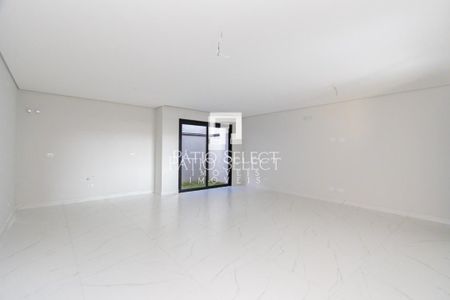 5_photo/94dcfaae43.49e5f4e107e90c19-ATLAS-e924507d-2b4d-4a70-8c16-0a62075d3c68.jpg de casa à venda com 3 quartos, 116m² em Uberaba, Curitiba