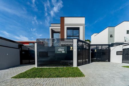 4_photo/94dcfaae43.49e5f4e107e90c19-ATLAS-e9632b37-10da-42dc-af5e-7087e3c9c519.jpg de casa à venda com 3 quartos, 116m² em Uberaba, Curitiba