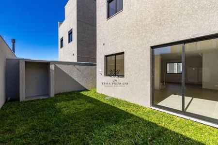 4_photo/94dcfaae6b.33f7807c162f64fa-ATLAS-c447eb58-a5c0-467a-ae9e-c1df20017c09.jpg de casa à venda com 4 quartos, 122m² em Uberaba, Curitiba