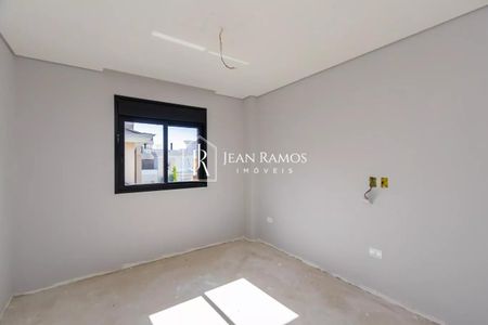 10_photo/94dcfaae6b.9845a183adc4e21d-ATLAS-541b2802-2823-4b50-ae4b-95dcc24a3ad0.jpg de casa à venda com 4 quartos, 122m² em Uberaba, Curitiba