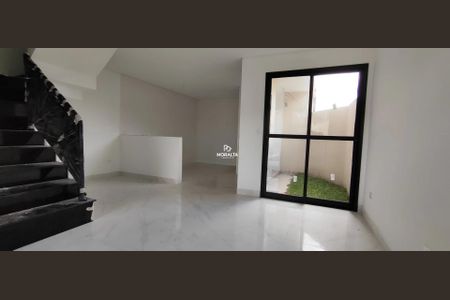 7_photo/94dcfaaf85.21a9c31a5aa3314a-ATLAS-0dd44190-5f70-4792-9c50-85e3308aa85e.jpg de casa à venda com 3 quartos, 108m² em Uberaba, Curitiba