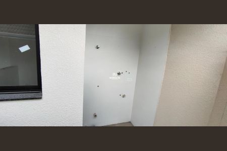 14_photo/94dcfaaf85.21a9c31a5aa3314a-ATLAS-461c5b3b-d5b9-472b-8733-937903f62e93.jpg de casa à venda com 3 quartos, 108m² em Uberaba, Curitiba