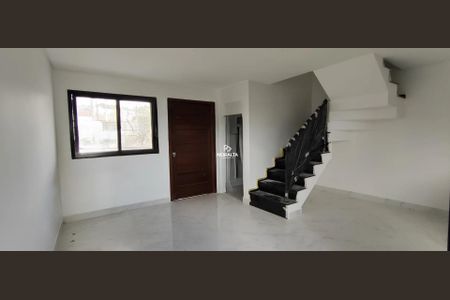 9_photo/94dcfaaf85.21a9c31a5aa3314a-ATLAS-a0abf516-8eb0-4822-ba0f-30137a814ba5.jpg de casa à venda com 3 quartos, 108m² em Uberaba, Curitiba