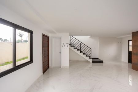 4_photo/94dcfaaf85.8f3f2a47dd94676f-ATLAS-ebf8b8bc-e557-43e6-abf8-e9ef1cd9c225.jpg de casa à venda com 3 quartos, 139m² em Uberaba, Curitiba