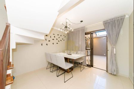 11_photo/94dcfaaf9d.e93f945ea253b0ef-ATLAS-2f9c926a-d42a-45d7-95e5-111042aff1cf.jpg de casa à venda com 3 quartos, 133m² em Uberaba, Curitiba