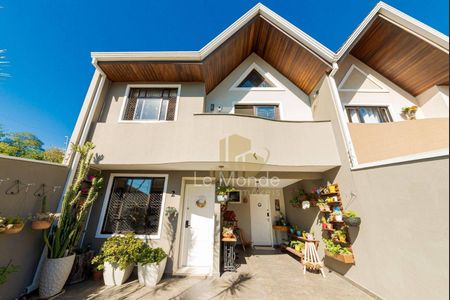 1_photo/94dcfaaf9d.e93f945ea253b0ef-ATLAS-e5497458-4ee7-4e00-897d-5e5c694dba43.jpg de casa à venda com 3 quartos, 133m² em Uberaba, Curitiba