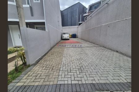 31_photo/94dcfaafe9.b2cacca0249526b4-ATLAS-48078cca-7bac-4adb-98ed-4bf250ce9970.jpg de casa à venda com 3 quartos, 120m² em Uberaba, Curitiba