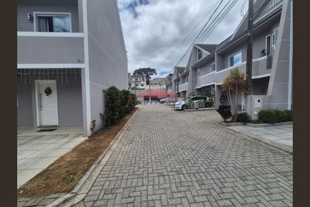 5_photo/94dcfaafe9.b2cacca0249526b4-ATLAS-bead2cfd-7fe5-48e8-b04b-cc744aca12d8.jpg de casa à venda com 3 quartos, 120m² em Uberaba, Curitiba