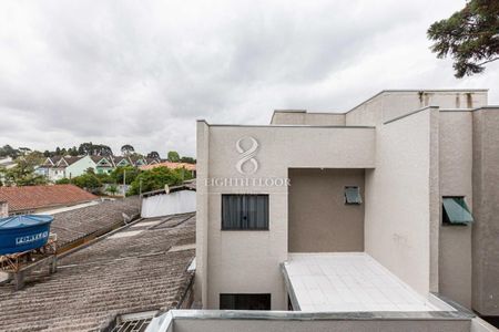 33_photo/94dcfaaffd.9b9f82752d175e22-ATLAS-149541a1-4743-424c-ab19-d5789901ceed.jpg de casa à venda com 2 quartos, 83m² em Uberaba, Curitiba