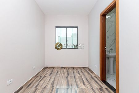 33_photo/94dcfaaffd.9b9f82752d175e22-ATLAS-d673a3f5-c656-4cb2-990f-968656863520.jpg de casa à venda com 2 quartos, 84m² em Uberaba, Curitiba