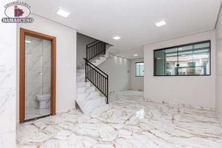 7_photo/94dcfaaffd.b7ecb9cc68b7fe36-ATLAS-a63d9c09-c831-4bcb-8e85-df3e2f108072.jpg de casa à venda com 2 quartos, 84m² em Uberaba, Curitiba