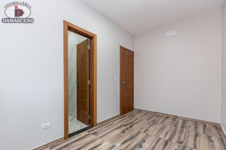 26_photo/94dcfaaffd.b7ecb9cc68b7fe36-ATLAS-e2282dd6-1202-416b-91a4-3919eb327c13.jpg de casa à venda com 2 quartos, 84m² em Uberaba, Curitiba