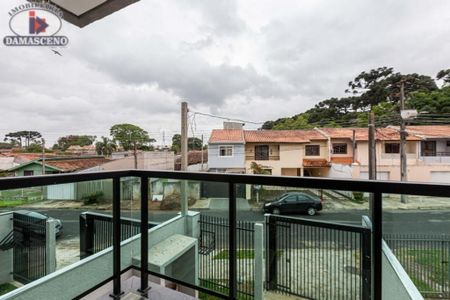 19_photo/94dcfaaffd.b7ecb9cc68b7fe36-ATLAS-fe0dedc6-a37f-4892-9c44-fd9b475a6e52.jpg de casa à venda com 2 quartos, 84m² em Uberaba, Curitiba