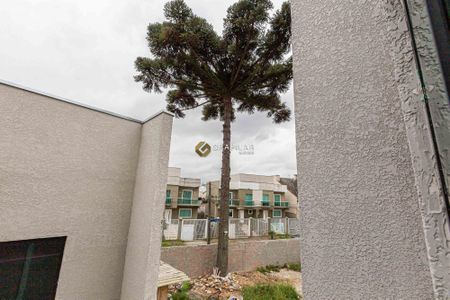 23_photo/94dcfaaffd.c2a80bce492ca579-ATLAS-0743ff85-6c14-4a86-9913-9ebf9c4c1b7d.jpg de casa à venda com 2 quartos, 81m² em Uberaba, Curitiba