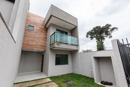 2_photo/94dcfaaffd.c2a80bce492ca579-ATLAS-10fd057b-2d4c-4040-8acb-46a54b0adaf9.jpg de casa à venda com 2 quartos, 81m² em Uberaba, Curitiba